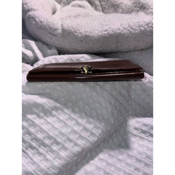 GUC GUCCI Smooth Leather Wallet with G Clasp - Picture 9 of 16